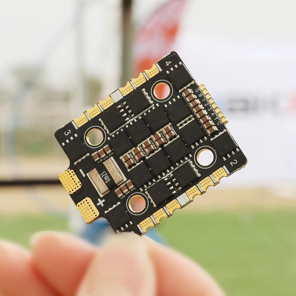 2026 Speedybee F405 Mini BLS 3 - Flight Controller のレビューと価格